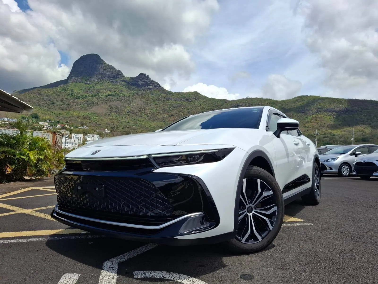 Toyota Crown G Advance