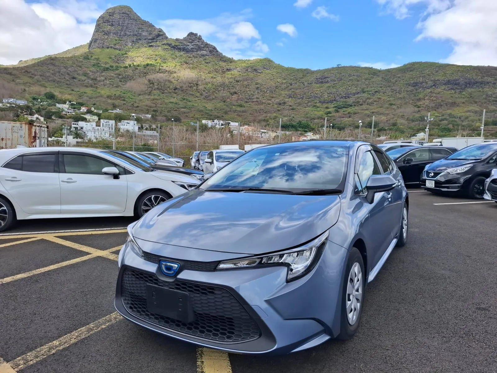 Toyota Corolla Hybrid G-X