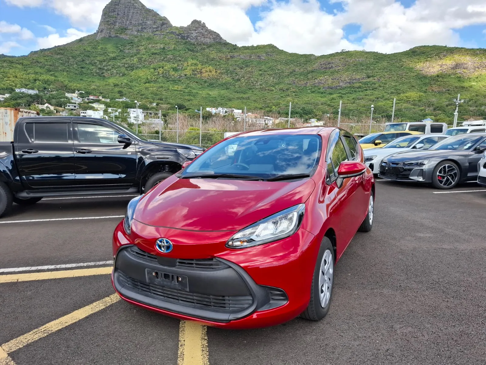 Toyota Aqua X