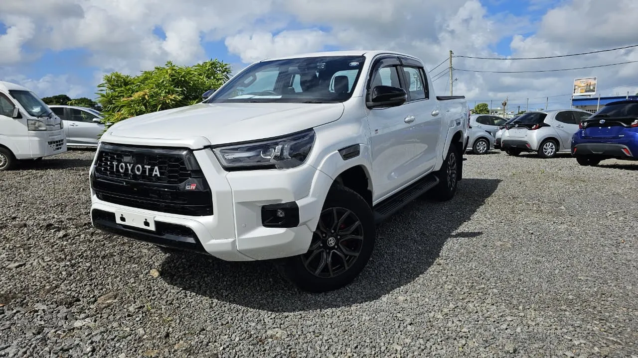 Toyota Hilux Z GR Package