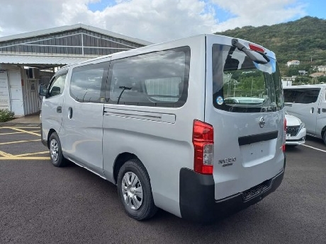 Nissan NV 350 Goods Vehicle Silver