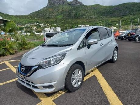 Nissan Note Silver 